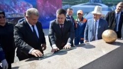 Азия: изменения Конституции в Казахстане и Жапаров на футболе с "Барселоной"