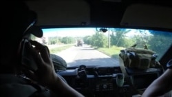 Репортаж из прифронтового Торецка, откуда волонтеры пытаются эвакуировать местных жителей