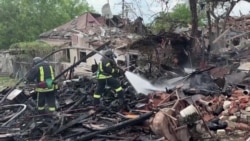 "Погибший – мой свёкр, он был во дворе". Россия продолжает бить по Харькову авиабомбами, последствия обстрелов 22-24 июня