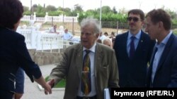 Жорес Алферов перед началом форума молодых ученых в Севастополе, 29 сентября 2015