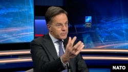 Генеральный секретарь Марк Рютте во время интервью RFE/RL. Брюссель, Бельгия, 24 ноября 2025 года