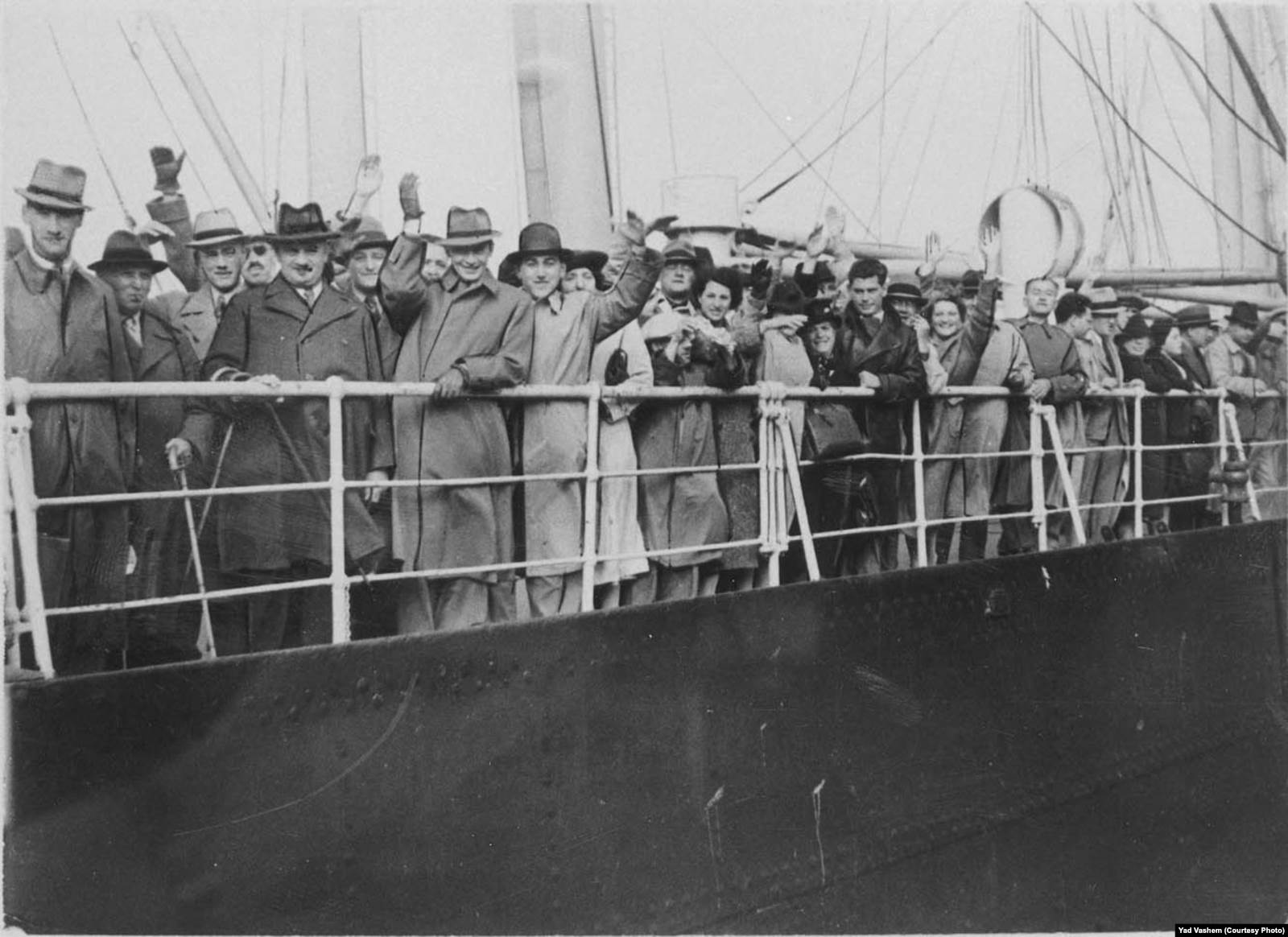 Пассажиры "Сент-Луиса". Фото: Yad Vashem