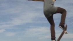 Когда земля кажется легкой: абсолютно калифорнийская история о грузинской молодежи и трудностях взросления