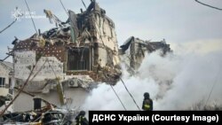 Последствия сегодняшнего российского удара по Киеву
