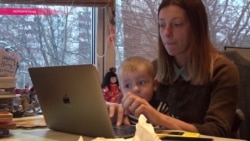 200 россиян, бежавших в Украину: кто они?