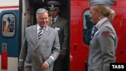 Первый рейс скоростного поезда "Стриж" по маршруту Москва - Нижний Новгород, 1 июня 2015 