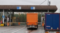 Беларусь не выпускает из страны тысячи литовских фур: что с ними будет?