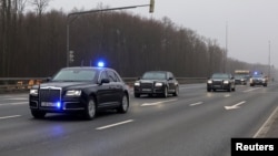 Кремль: переговоры будут длиться "сколько потребуется". Стив Уиткофф в Москве. Что ожидается от встречи с Путиным?